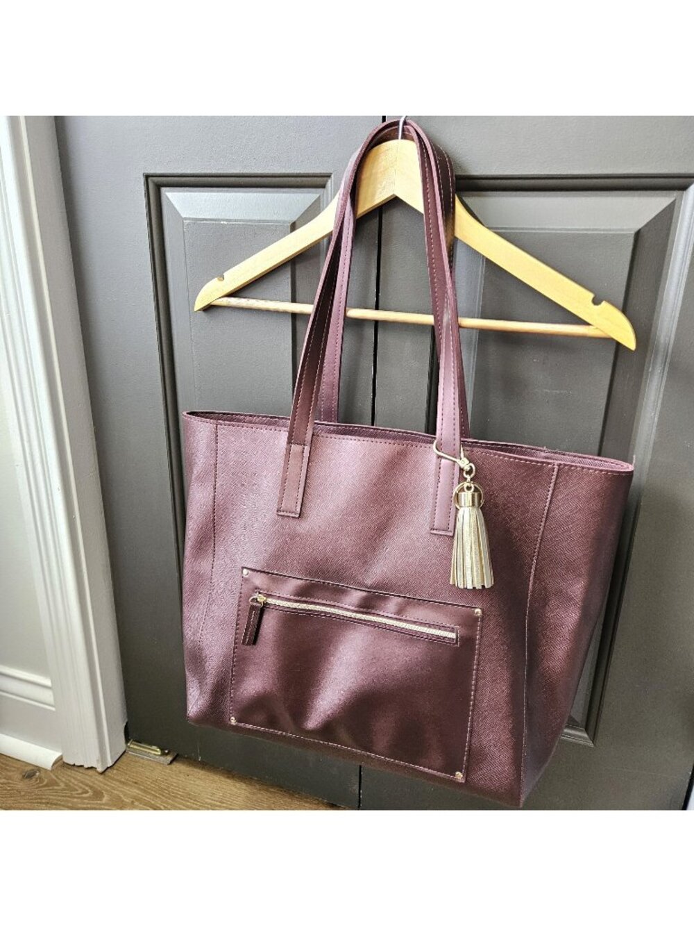 BATH & BODY WORKS Black Friday Large Tote Bag Purse Shoulder Shimmer Charm VIP